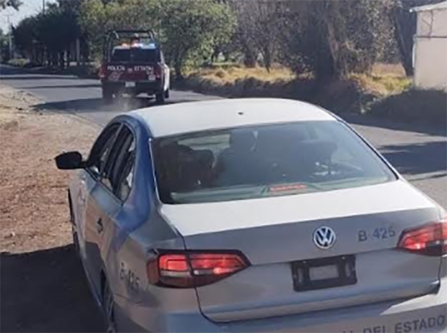 En Texmelucan recuperan tráiler con abarrotes y rescatan a chofer