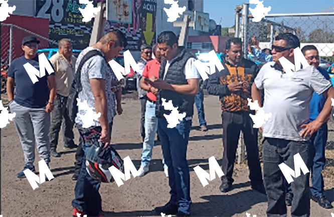 Taxistas de Texmelucan se manifiestan tras detención de compañero