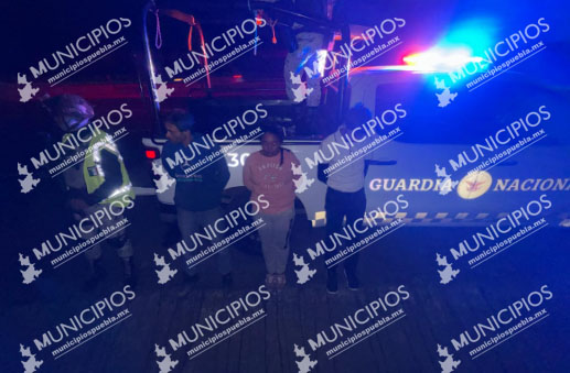 Guardia Nacional detiene a tres que trasportaban un poste de luz en Tlahuapan