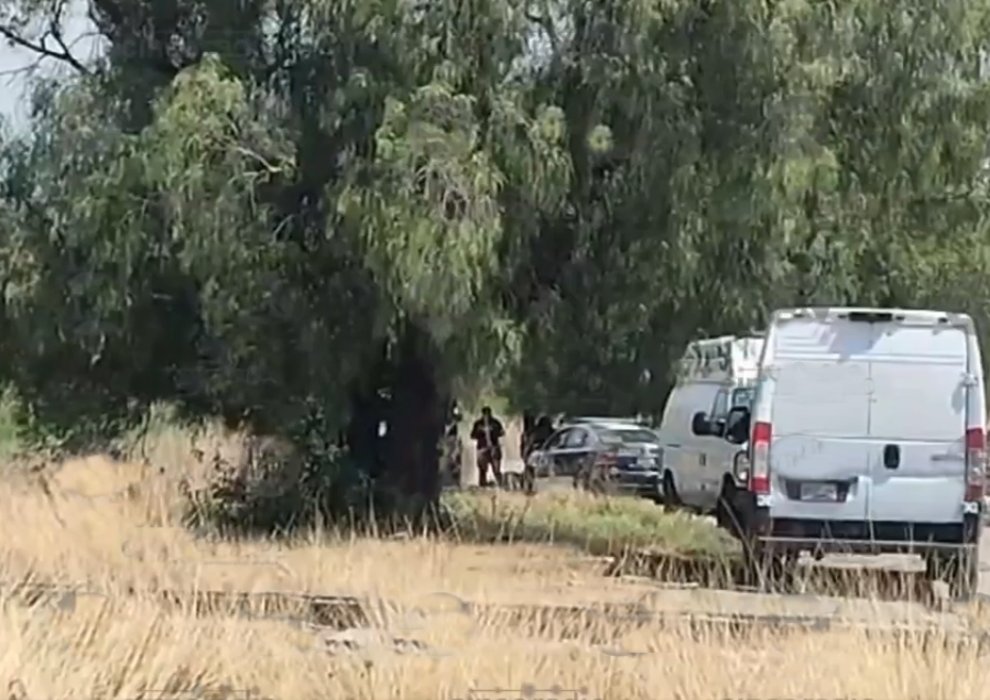 Hallan cadáver calcinado y embolsado en terrenos de Coronango