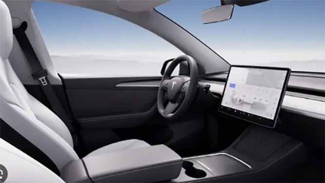 Tesla pide revisar 2 millones de vehículos en EU para corregir software