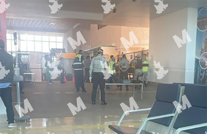 VIDEO Ubican maletas con droga en vuelo de Volaris en aeropuerto de Huejotzingo