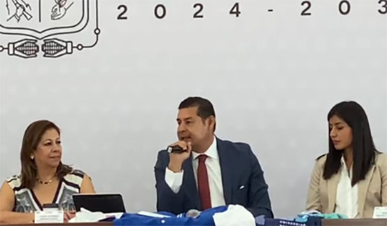 Destapa Armenta red de corrupción en Finanzas