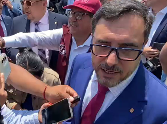 IPN anuncia inversión de 5 mdp en Puebla para innovación de semiconductores