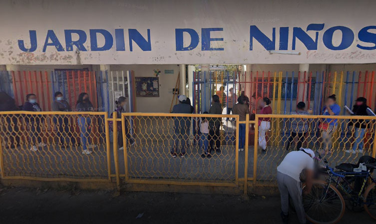 Por lluvias cae domo y deja sin clases presenciales  a 174 niños del kínder Sayil