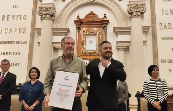 Entregan reconocimiento de Visitante Distinguido al uruguayo Adolfo Strauch Urioste