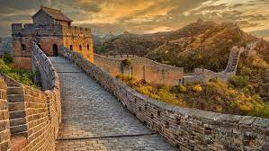 Por querer hacer un atajo, caen dos tras excavar en la gran muralla china