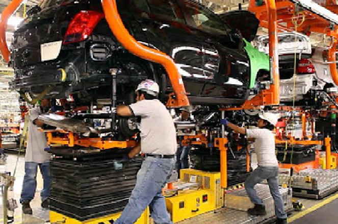 17.31% exportaciones abajo de autos en diciembre: Inegi