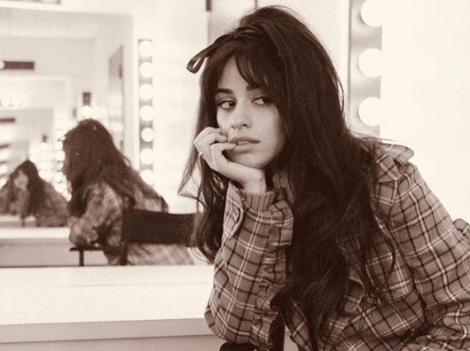 Camila Cabello pide perdón por su lenguaje machista y racista