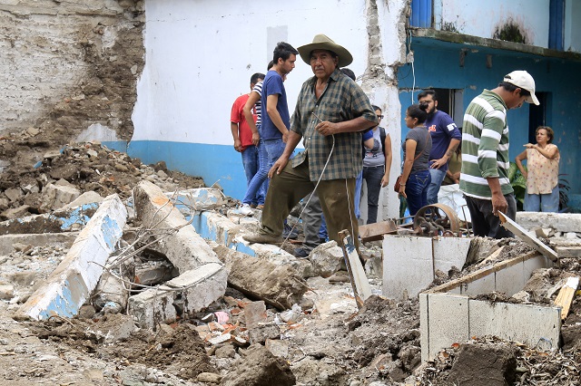 Puebla cancela obras para destinar recursos a damnificados