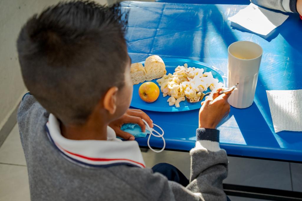 SMDIF Puebla reactiva 5 desayunadores en escuelas poblanas