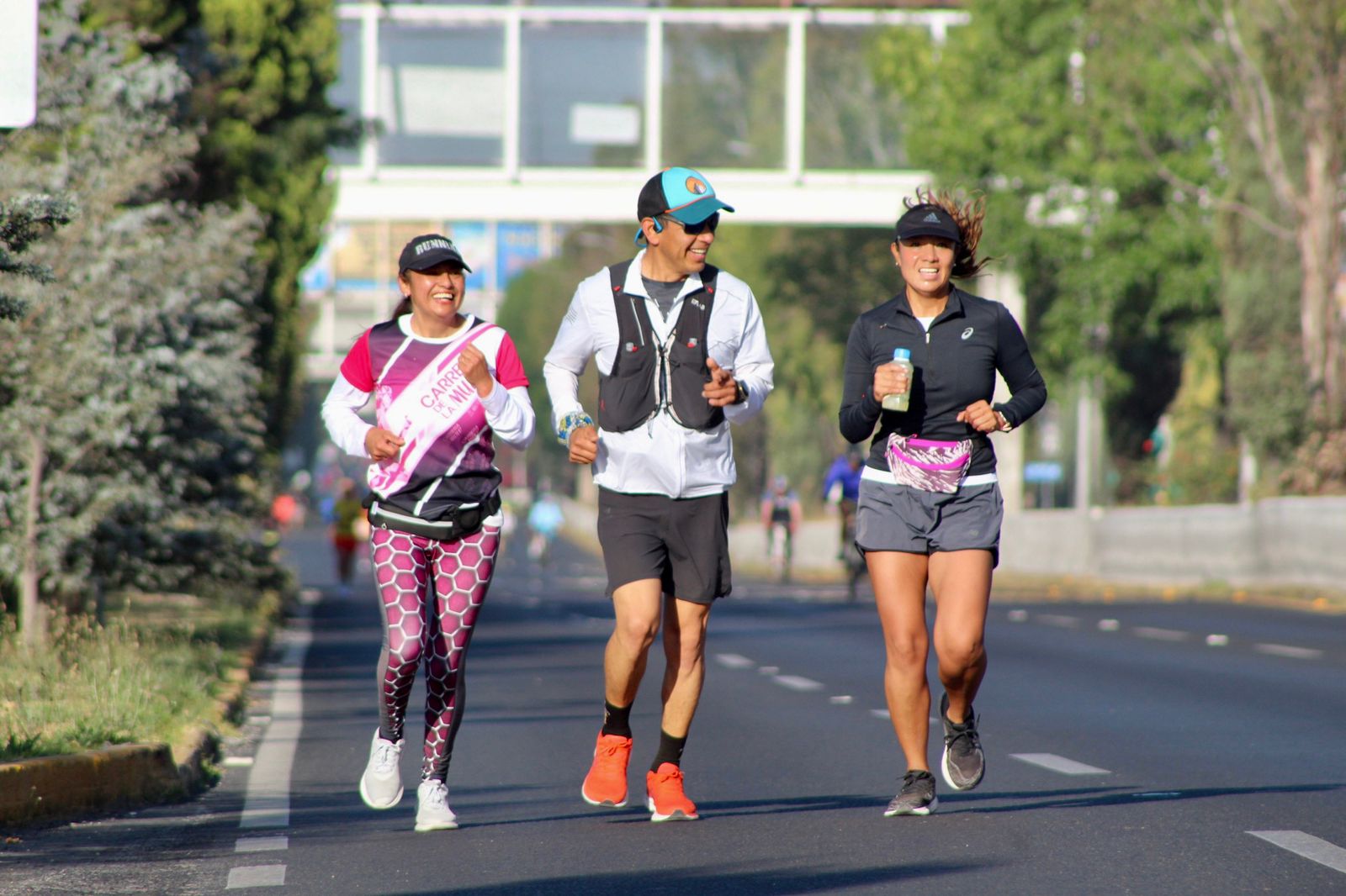 En vía recreativa participaron 3 mil 387 hombres y mil 761 mujeres