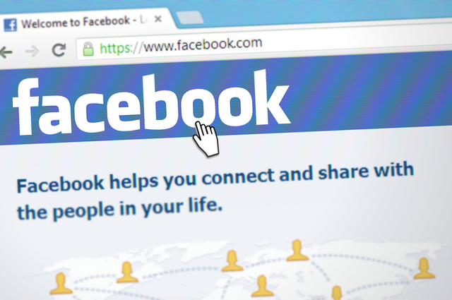 Le gana Brasil multa millonaria a Facebook