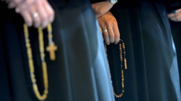 84 años de libertad al abuso sexual: Sacerdote de los Legionarios de Cristo detenido…