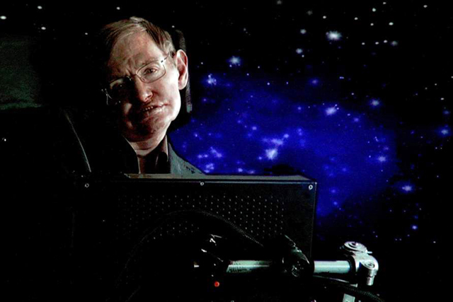 Hawking, un físico que rompió paradigmas, afirman en la BUAP