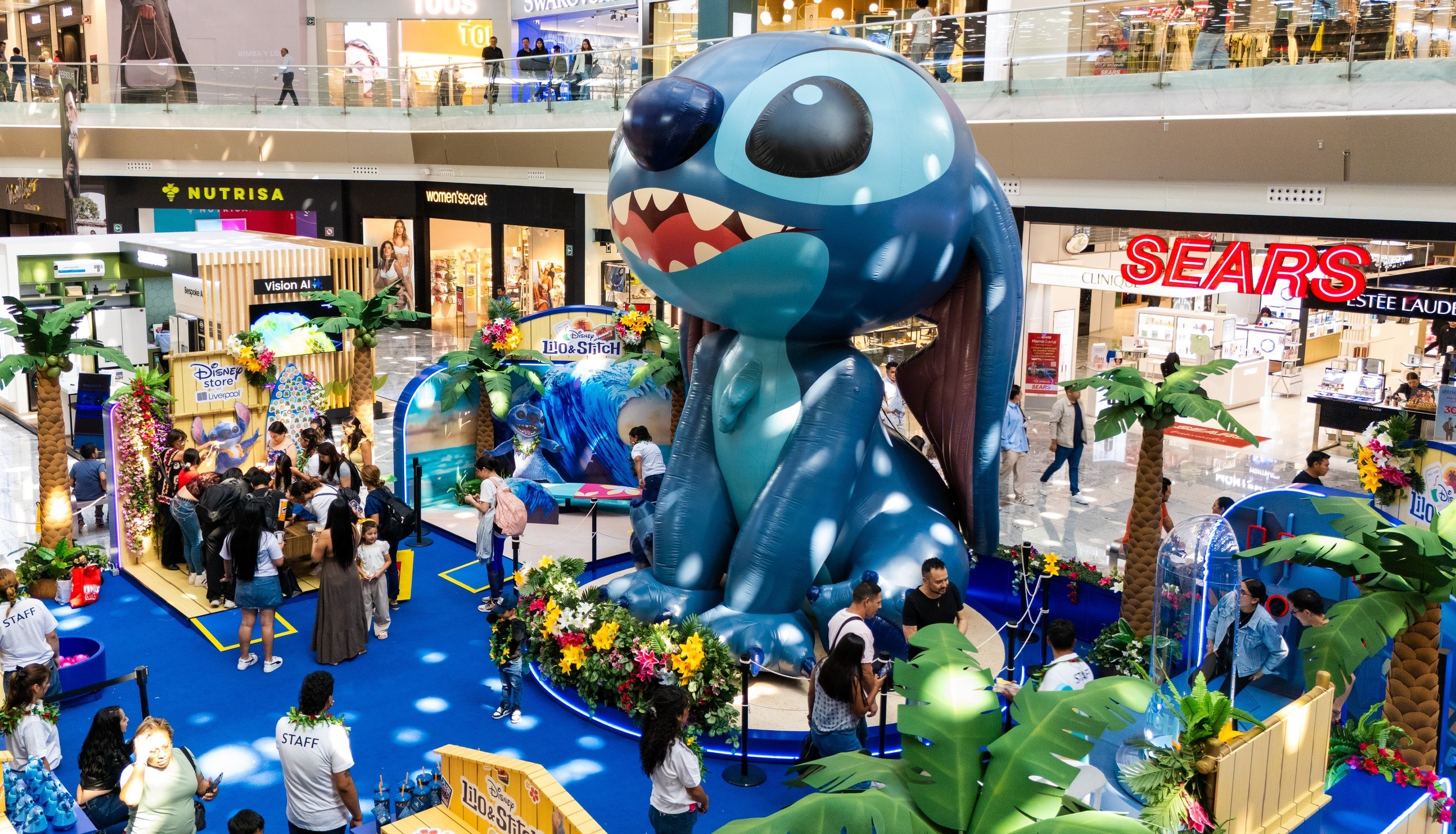 La fiebre azul continúa, en CDMX puedes vivir la experiencia Lilo y Stich 