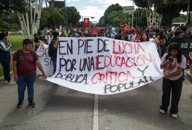 Puebla recuerda matanza de estudiantes el 2 de octubre