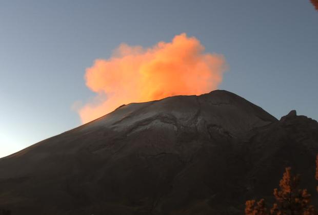 Popocatépetl registra 42 exhalaciones y 131 minutos de tremor