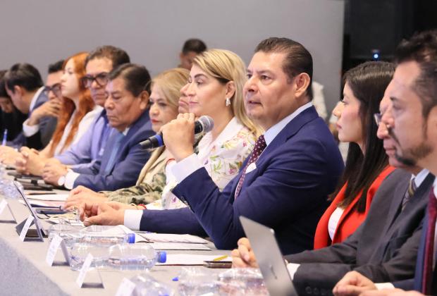 Se suma Armenta al exhorto del Congreso a ediles para focalizar recursos a obra 