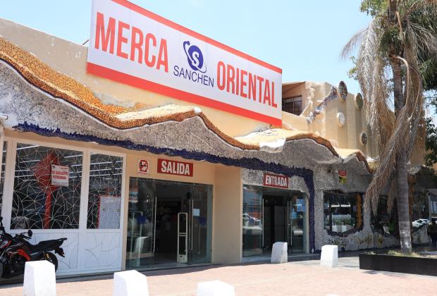 VIDEO Comienzan a reabrir tiendas chinas
