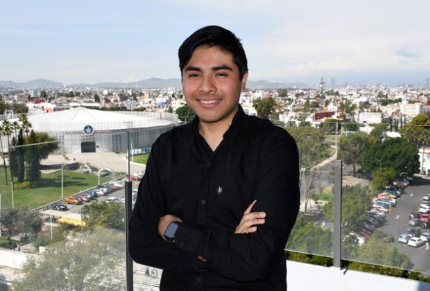 Estudiante BUAP gana concurso de Intel Acelerando México con Inteligencia Artificial