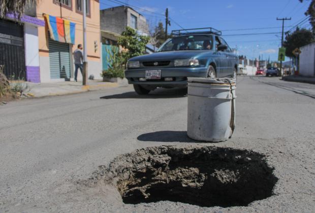 Se forma socavón en la Colonia Los Álamos