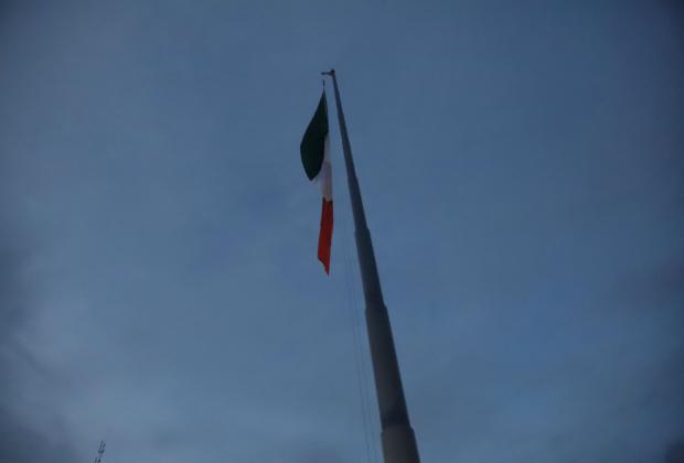 Bandera de México debe ser izada este domingo en el Zócalo de la CDMX