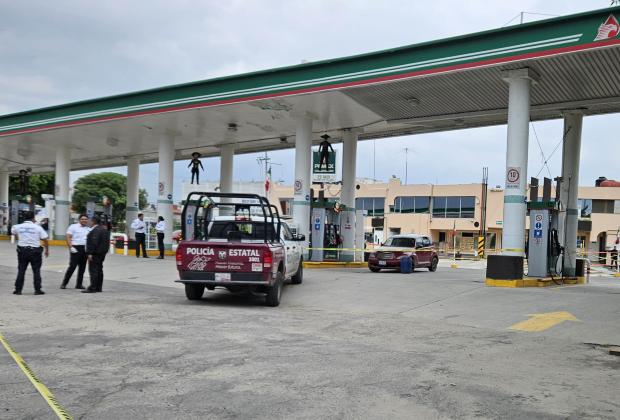 Mujer sobrevive tras ser baleada por su ex pareja en una gasolinera de Puebla