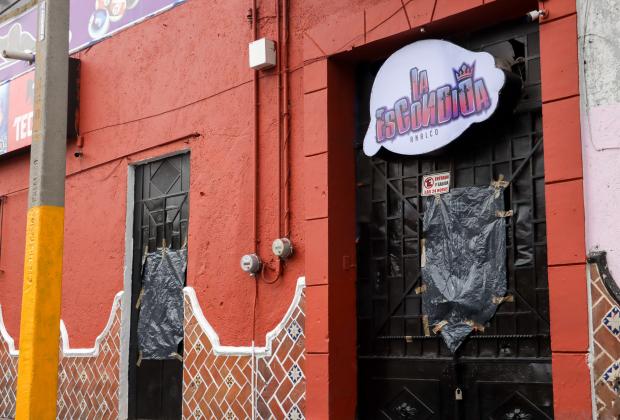 VIDEO Se acabó la fiesta, clausuran bar La Escondida