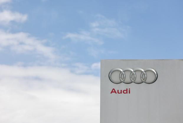 Acusa sindicato de Audi recorte a vales de despensa tras huelga