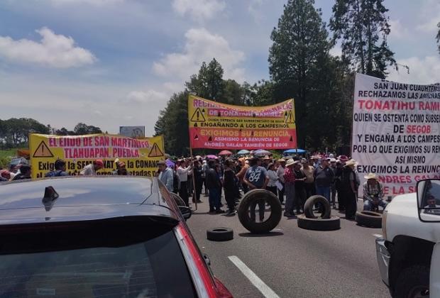 Ejidatarios ahorcan con bloqueos 4 vialidades en Puebla y Tlaxcala