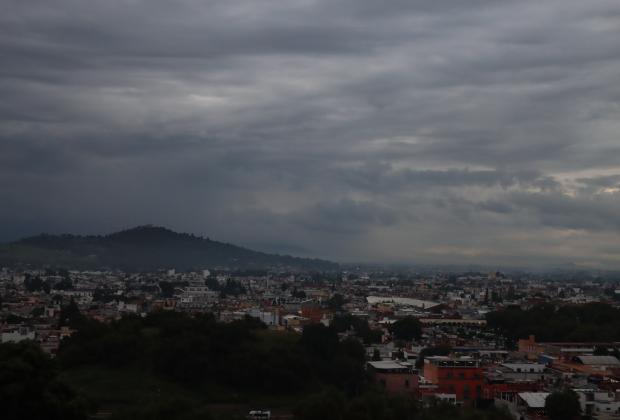 VIDEO No guardes la chamarra, comienza a bajar la temperatura en Puebla