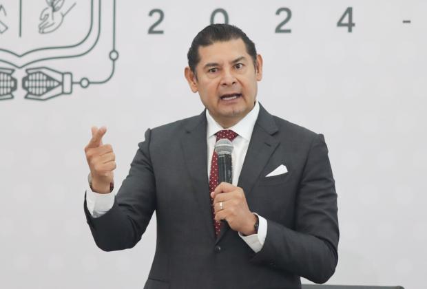 Armenta coincide con Sheinbaum en eximir a funcionarios públicos de la Ley de Ciberasedio