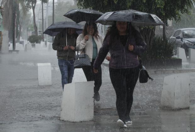 VIDEO La ciudad de Puebla quedó inundada con la lluvia de este miércoles