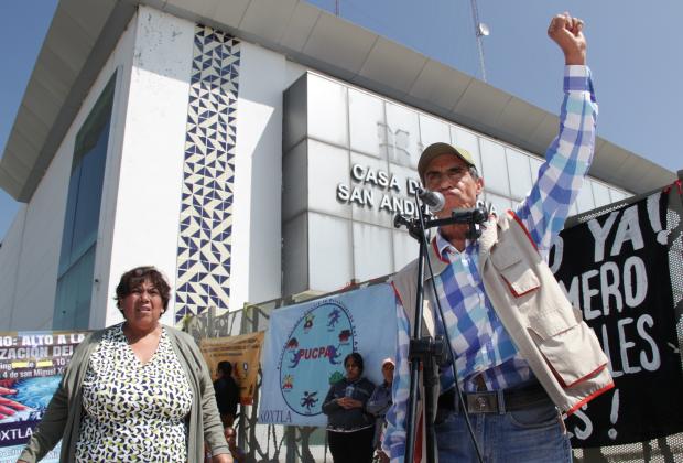Retiran medias precautorias del activista poblano, Renato Romero