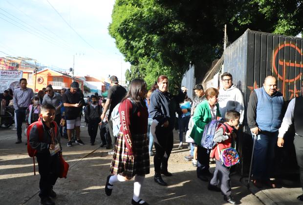 Sí hay clases el lunes: Puebla no disfrutará de megapuente escolar 