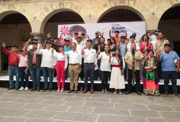 Lalo Rivera suma en la recta final más de 50 mil votos de morenistas inconformes