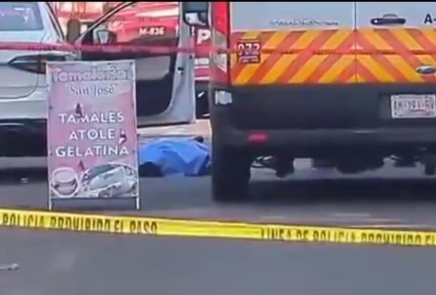 Intento de asalto a camioneta de valores deja un muerto y un herido en Puebla