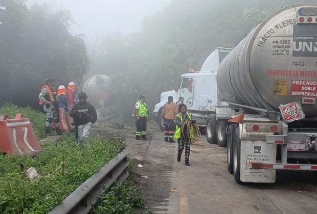 No hay fecha para reabrir circulación en la autopista Acatzingo-Ciudad Mendoza