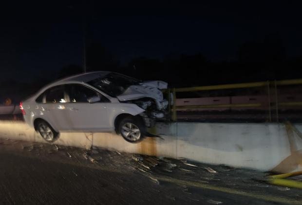 Se salvan de milagro tras chocar en la Tlaxcala-Apizaco