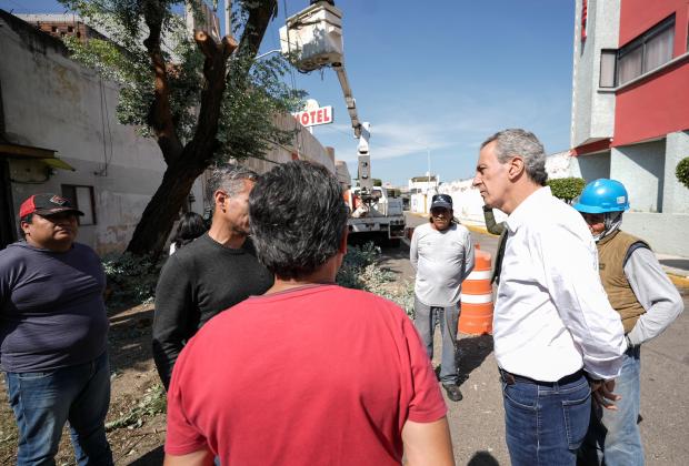 Pepe Chedraui atiende petición vecinal en la Colonia Resurgimiento