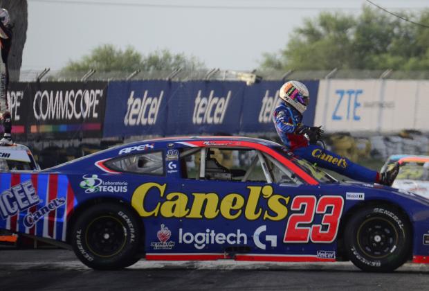 Triunfo de Max Gutiérrez en NASCAR México Monterrey