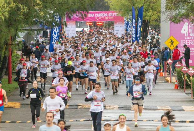Más de mil personas participan en Carrera Atlética IBERO Puebla
