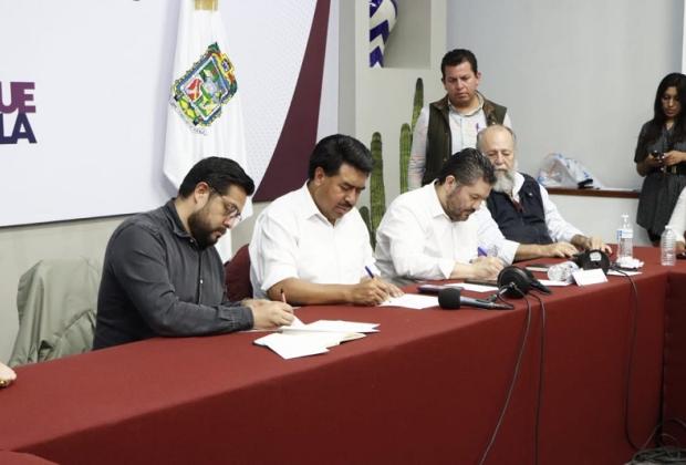 Al fin acuerdan reabrir autopistas bloqueadas por 5 días en Puebla