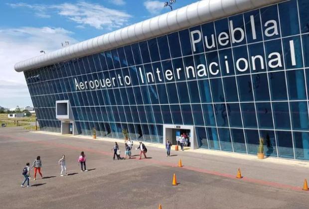 Buscan agregar “5 de Mayo” al nombre del aeropuerto Hermanos Serdán 