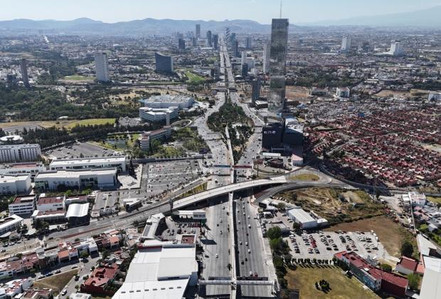 VIDEO Tráfico vehicular fluido en el recién inaugurado Distribuidor de la Vía Atlixcáyotl