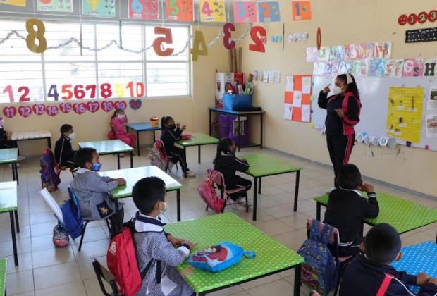 Endurece Puebla reglas para abrir escuelas de educación básica y media