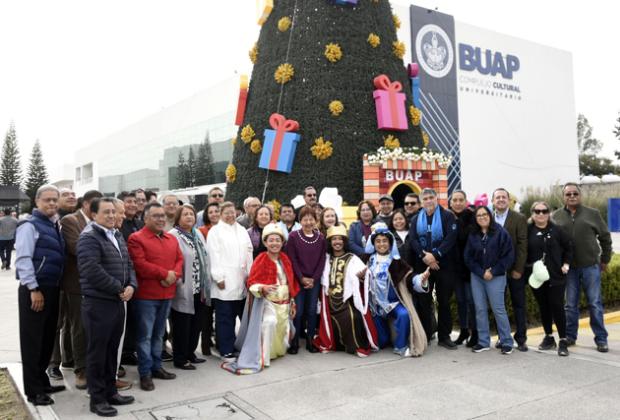 La BUAP dibujará 18 mil sonrisas con la entrega de juguetes