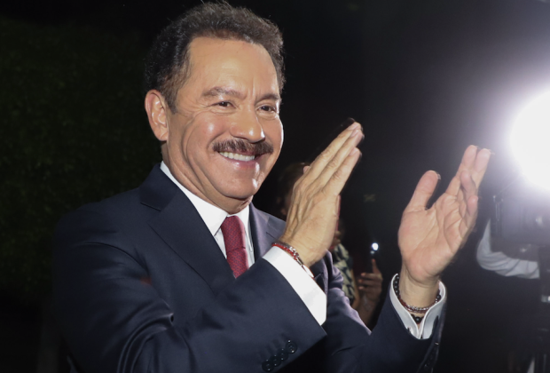 Ignacio Mier se adelanta a Néstor Camarillo en Puebla por el Senado