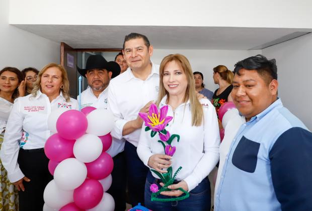 Armenta inaugura la tercera de 15 Casas Carmen Serdán